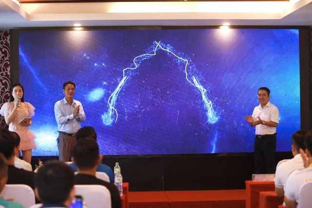 Nghi thức ra mắt giải đấu 