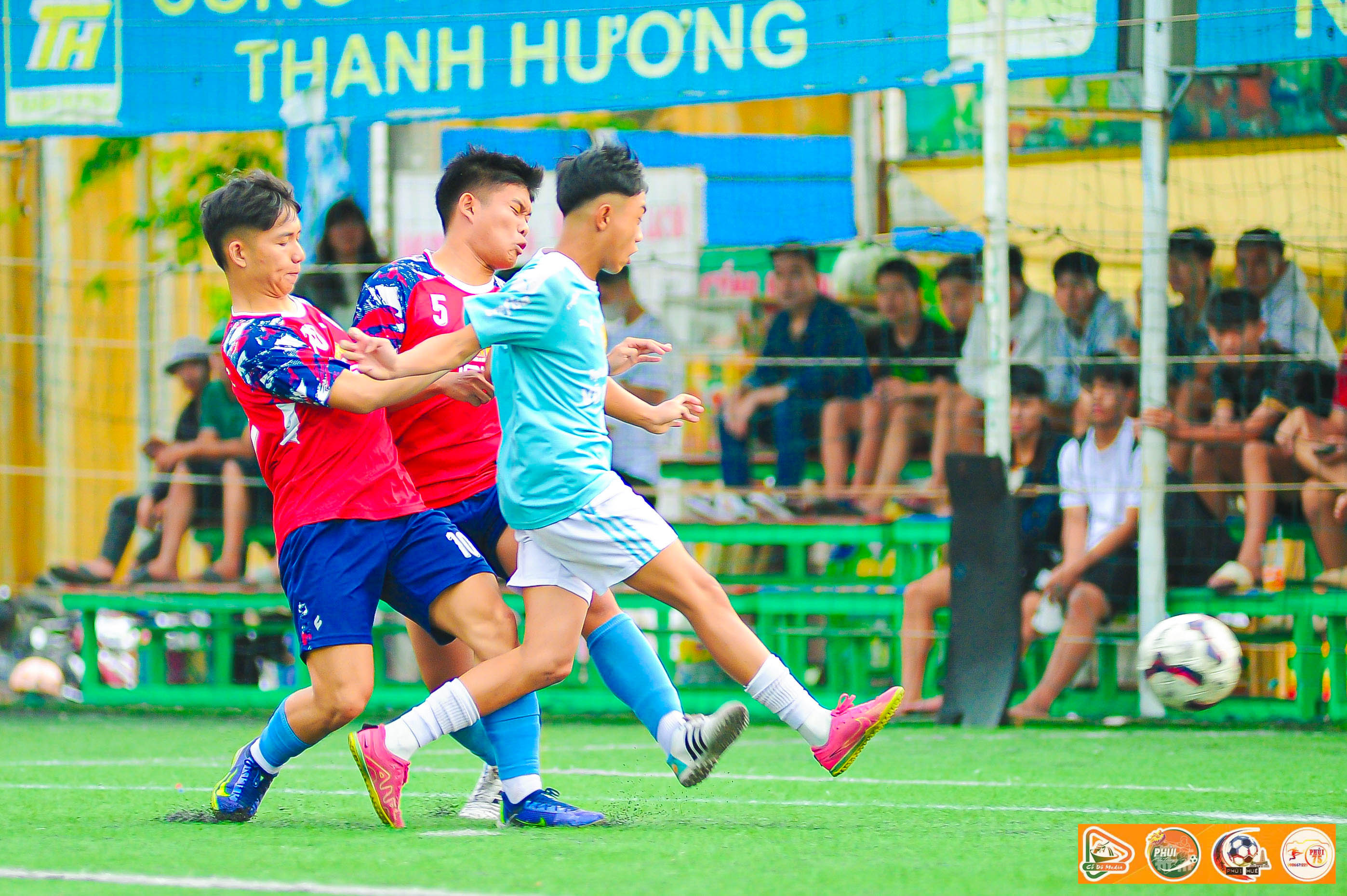 Pha dứt điểm cận thành của Trần Huy