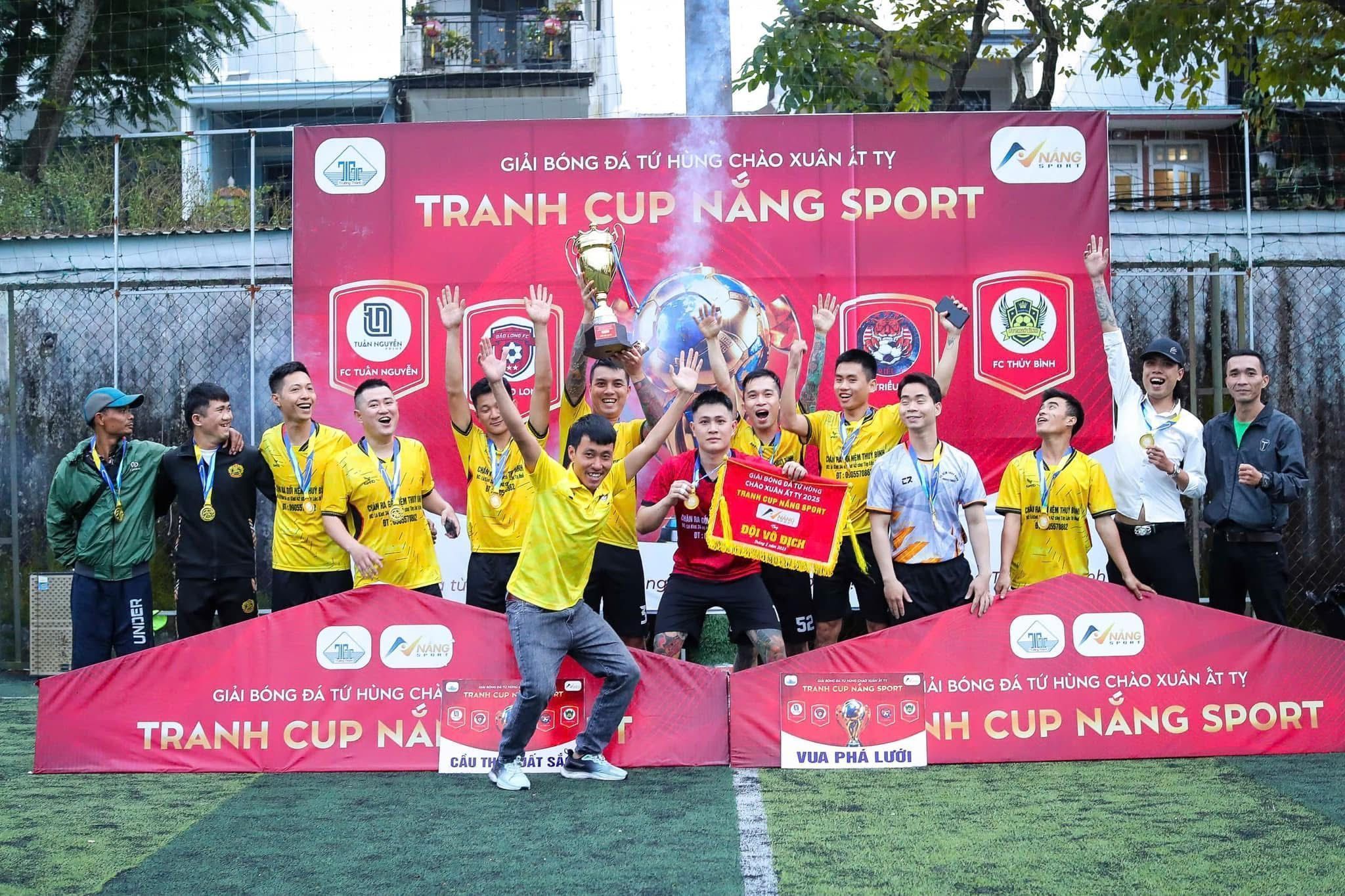 FC Nhật Hoàng lên ngôi vô địch giải tứ hùng đầu năm 2025