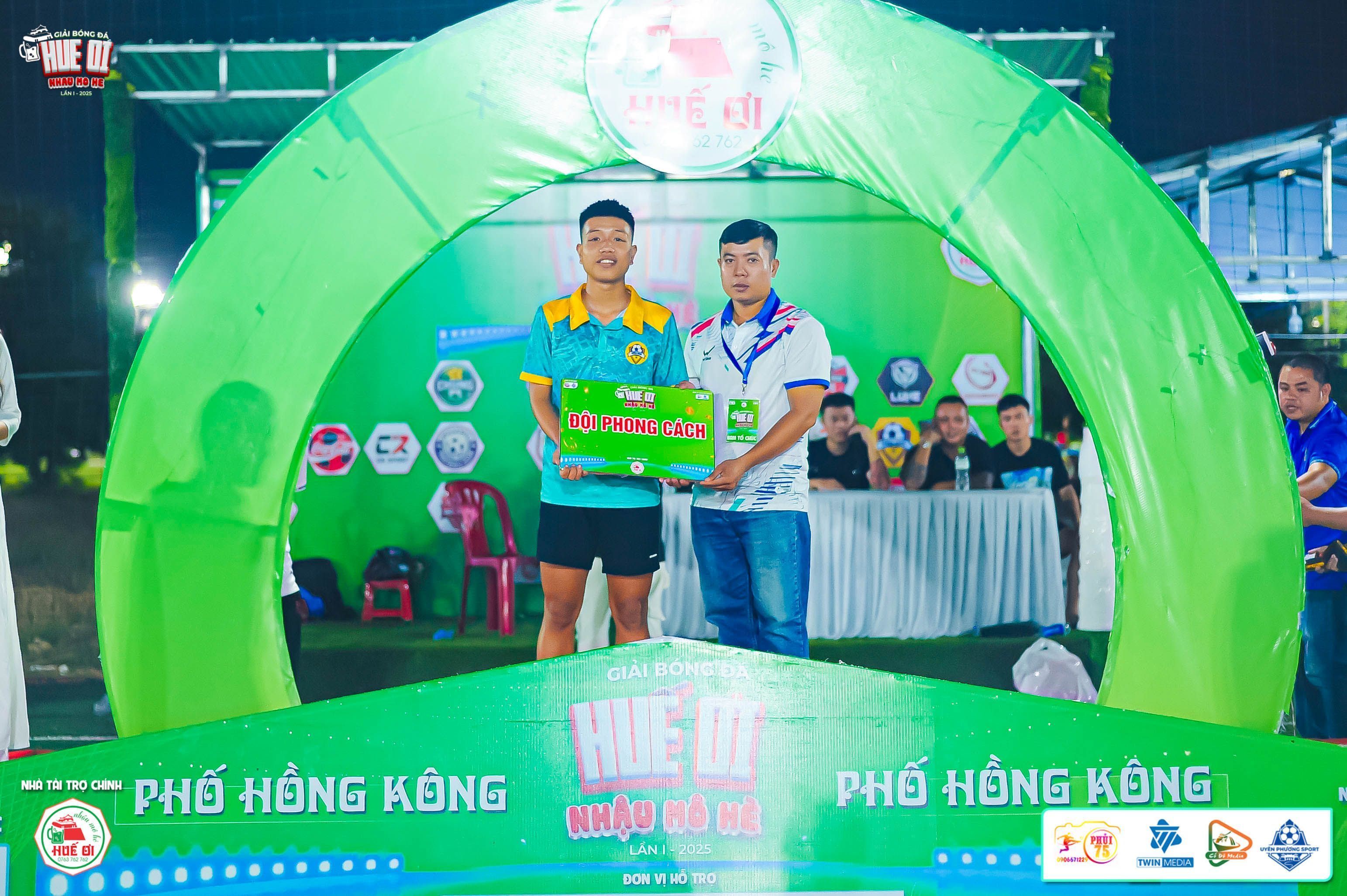 Giải phong cách - FC Dưỡng Mong