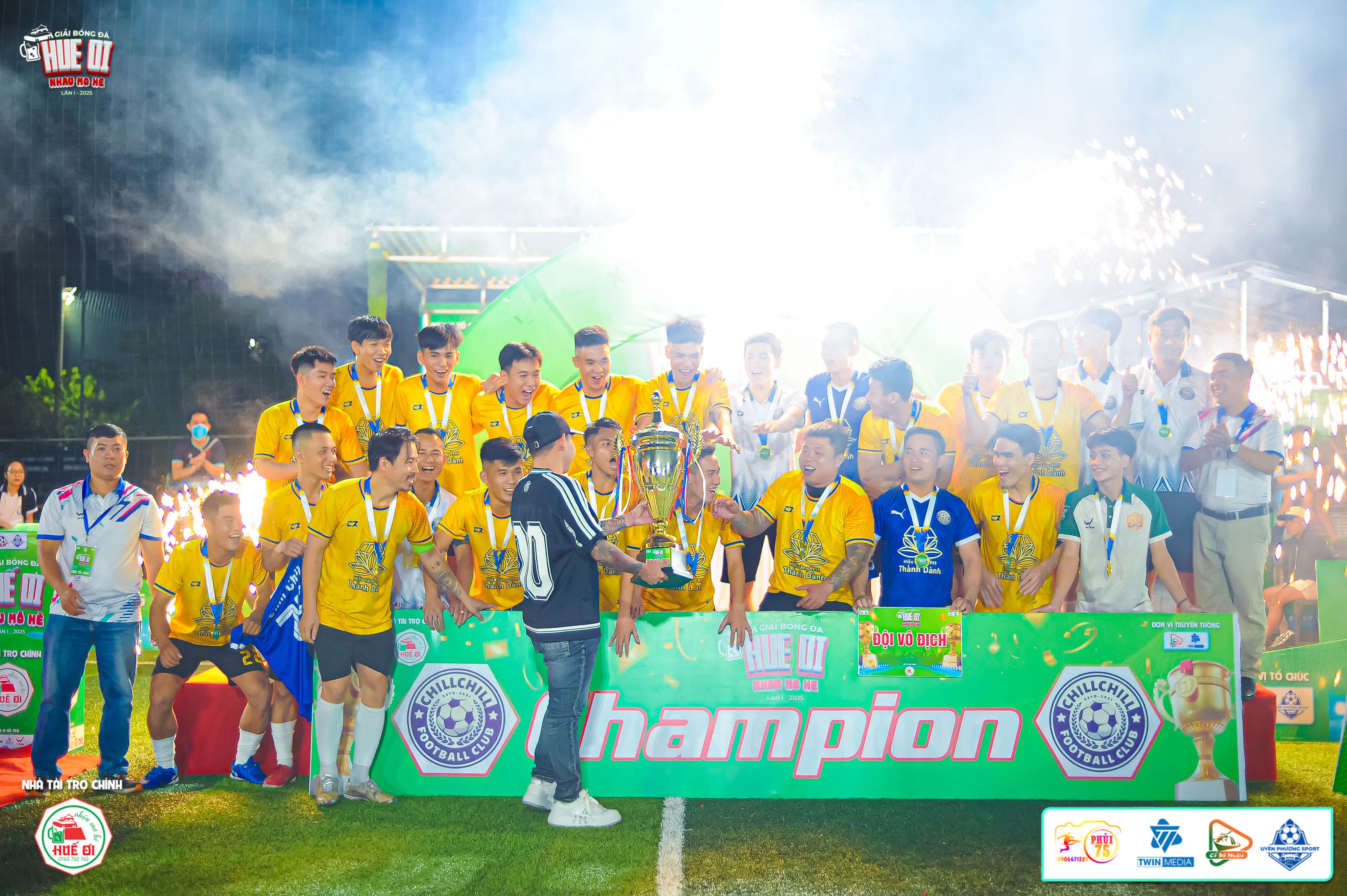 Fc Chill Chill lên ngôi vô địch Huế Ơi Nhậu Mô Hè 2025