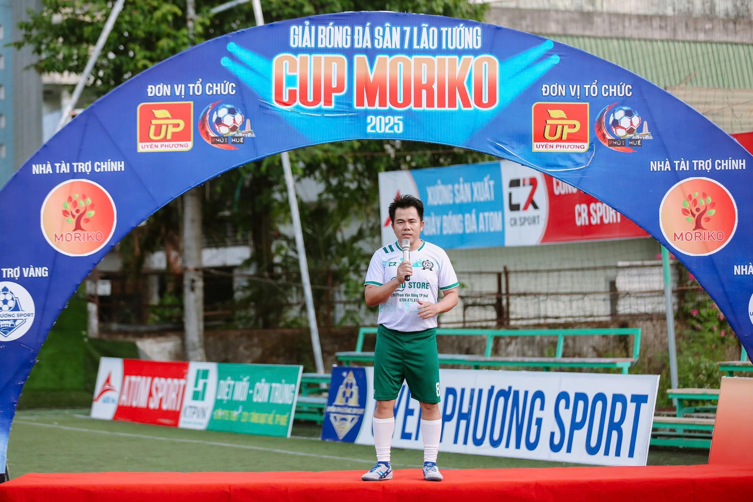 cầu thủ Quý Mập (FC Phú Dương) đại diện cầu thủ tuyên thệ