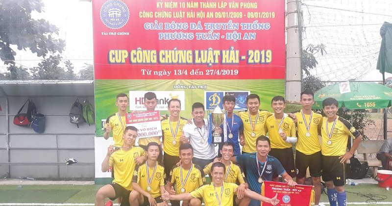 Ruby FC lên ngôi vô đich giải bóng đá truyền thống Phương Tuấn - Hội An - Cup Công Chứng Luật Hải 2019