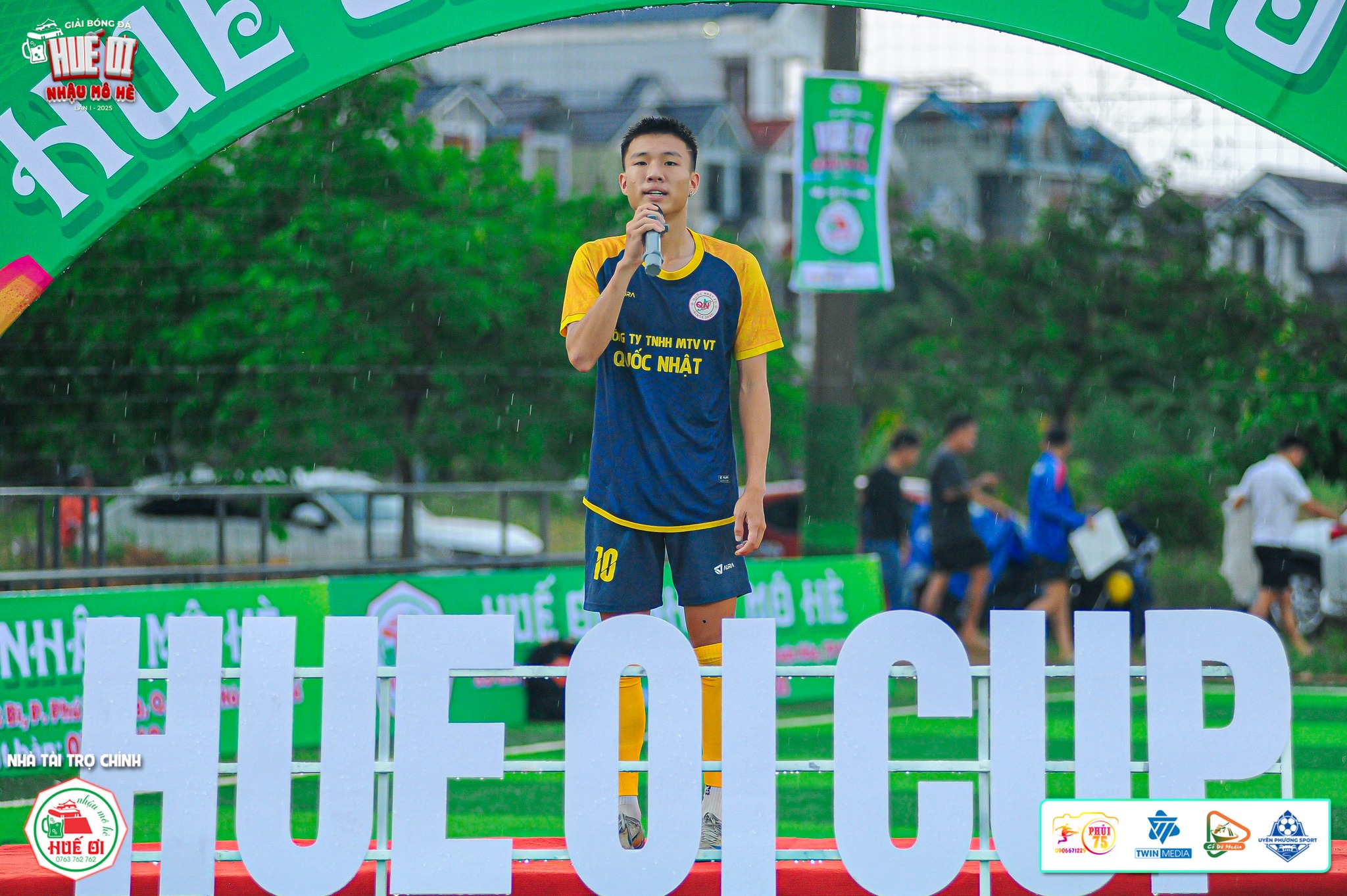 Cầu thủ Dụng Trọng Bách ( Fc Quốc Nhật ) tuyên thệ trước giải