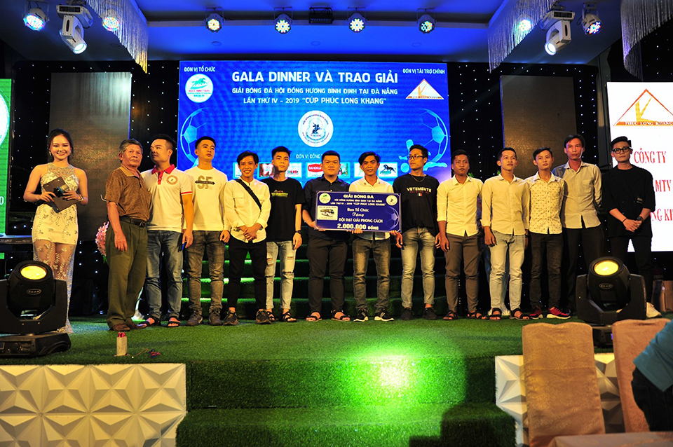 Đội phong cách - Vân Canh FC 
