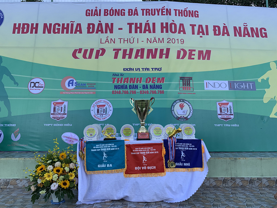 Giải bóng đá HĐH Nghĩa Đàn - Thái Hòa tại Đà Nẵng