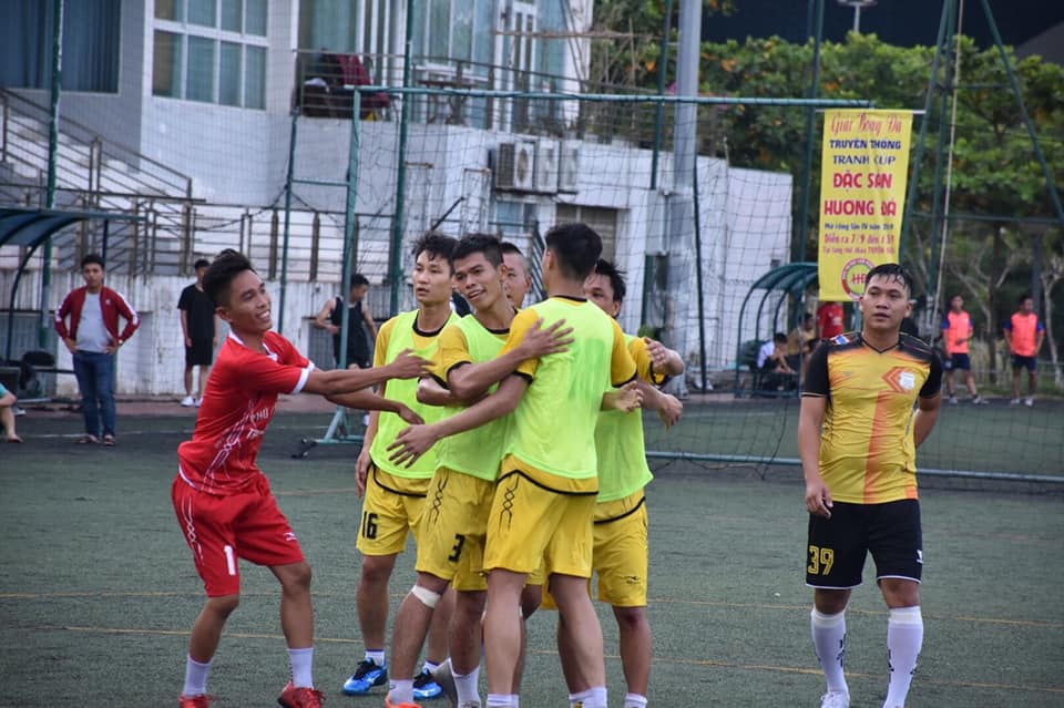 Taxi Tiên Sa có chiến thắng 3-1