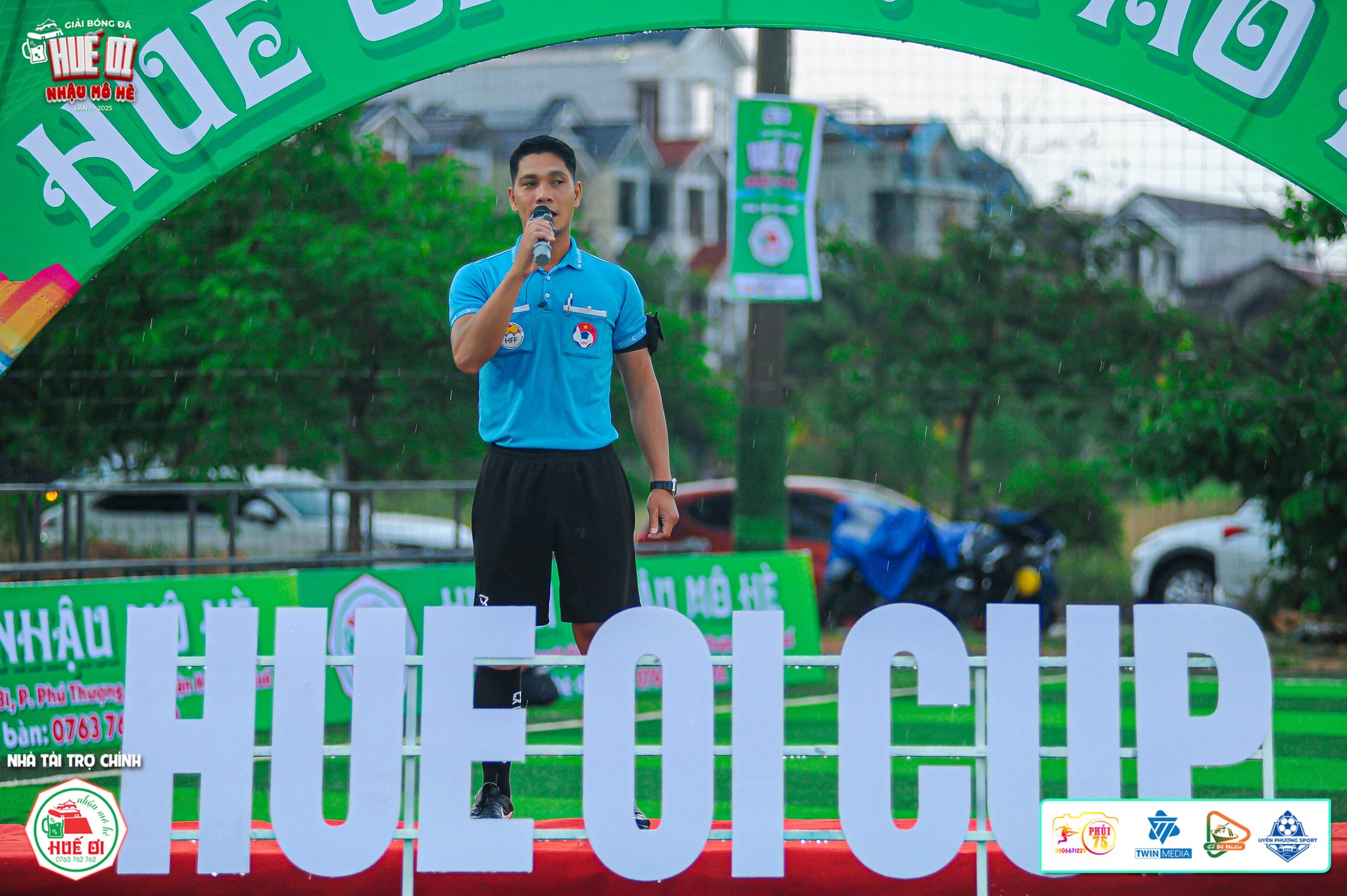 Trọng tài Trần Nam Hoà đại diện tổ trọng tài tuyên thệ trước giải