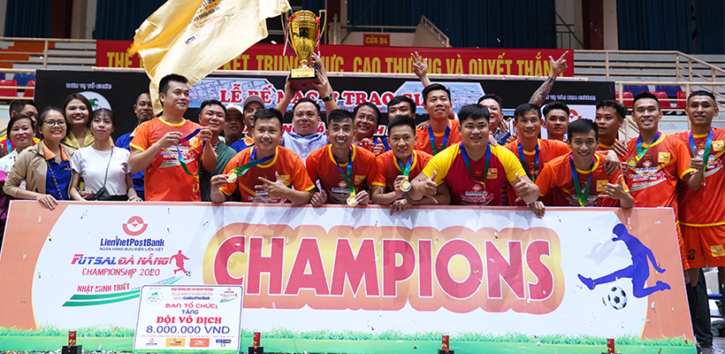 Euro House FC lên ngôi vô địch giải bóng đá Futsal các CLB mạnh TP Đà Nẵng năm 2020 - Tranh Cup LienVietPostBank