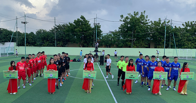 Tưng bừng khai mạc giải bóng đá truyền thống HĐH Nghĩa Đàn - Thái Hòa lần 1 năm 2019