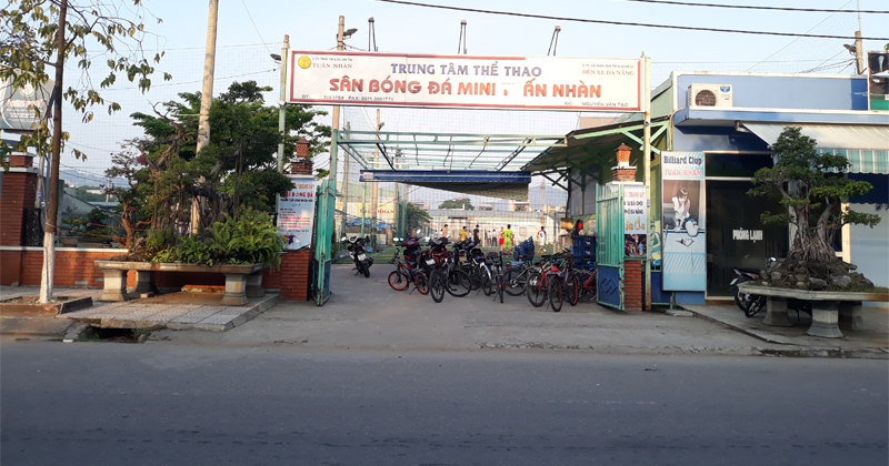 Sân Bóng Tuấn Nhàn ( Bến Xe)